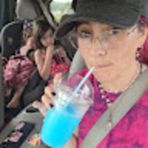 Meet your Posher, Renee